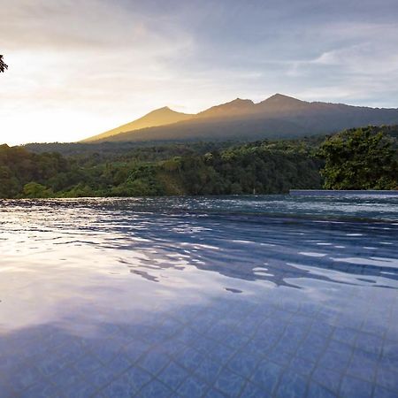 Pondok Guru Bakti Cottage Senaru Eksteriør billede