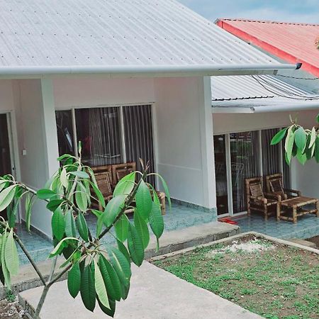 Pondok Guru Bakti Cottage Senaru Eksteriør billede
