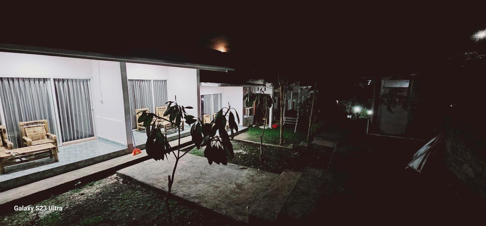 Pondok Guru Bakti Cottage Senaru Eksteriør billede